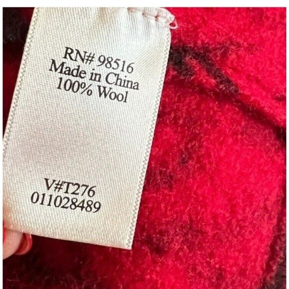 Coldwater Creek Women Red 100% Wool Three Button Front Sweater Vest - Picture 5 of 6